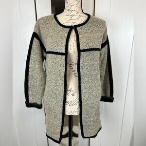 Romeo & Juliet Couture Cardigan with Hook and Eye Closure Size XS